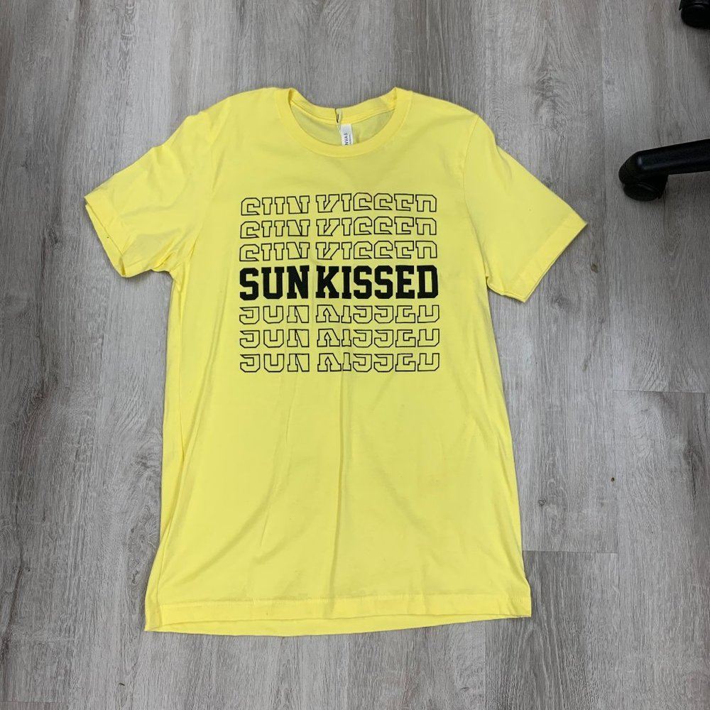 SUN KISSED Short Sleeve T-Shirt